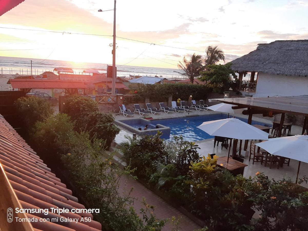 Hotel La Vista Canoa Esterno foto